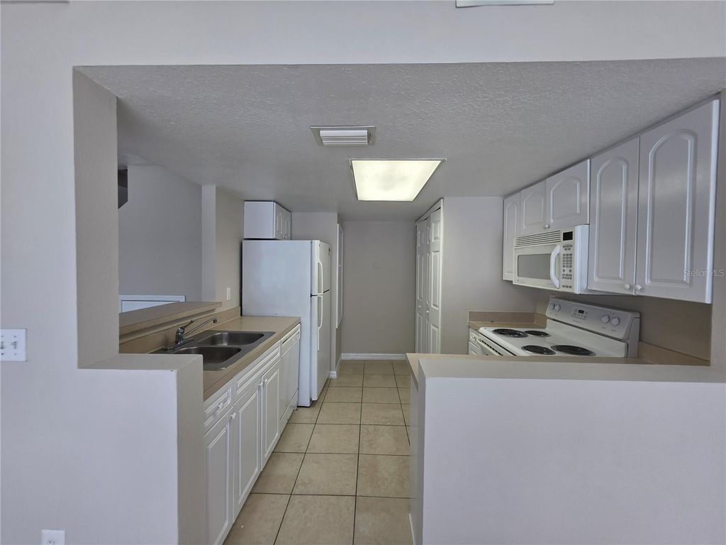 Photo of 103 Coconut Palm Way, Davenport, FL 33897 (MLS # S5151757)