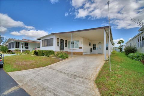 A home in WINTER HAVEN