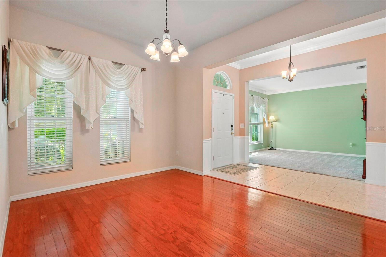 1535 ROLLING MEADOW DRIVE