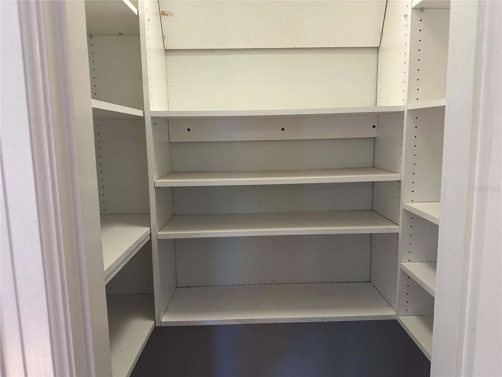 SNELL & HAMLETTS NORTH SHORE ADD - Residential Lease