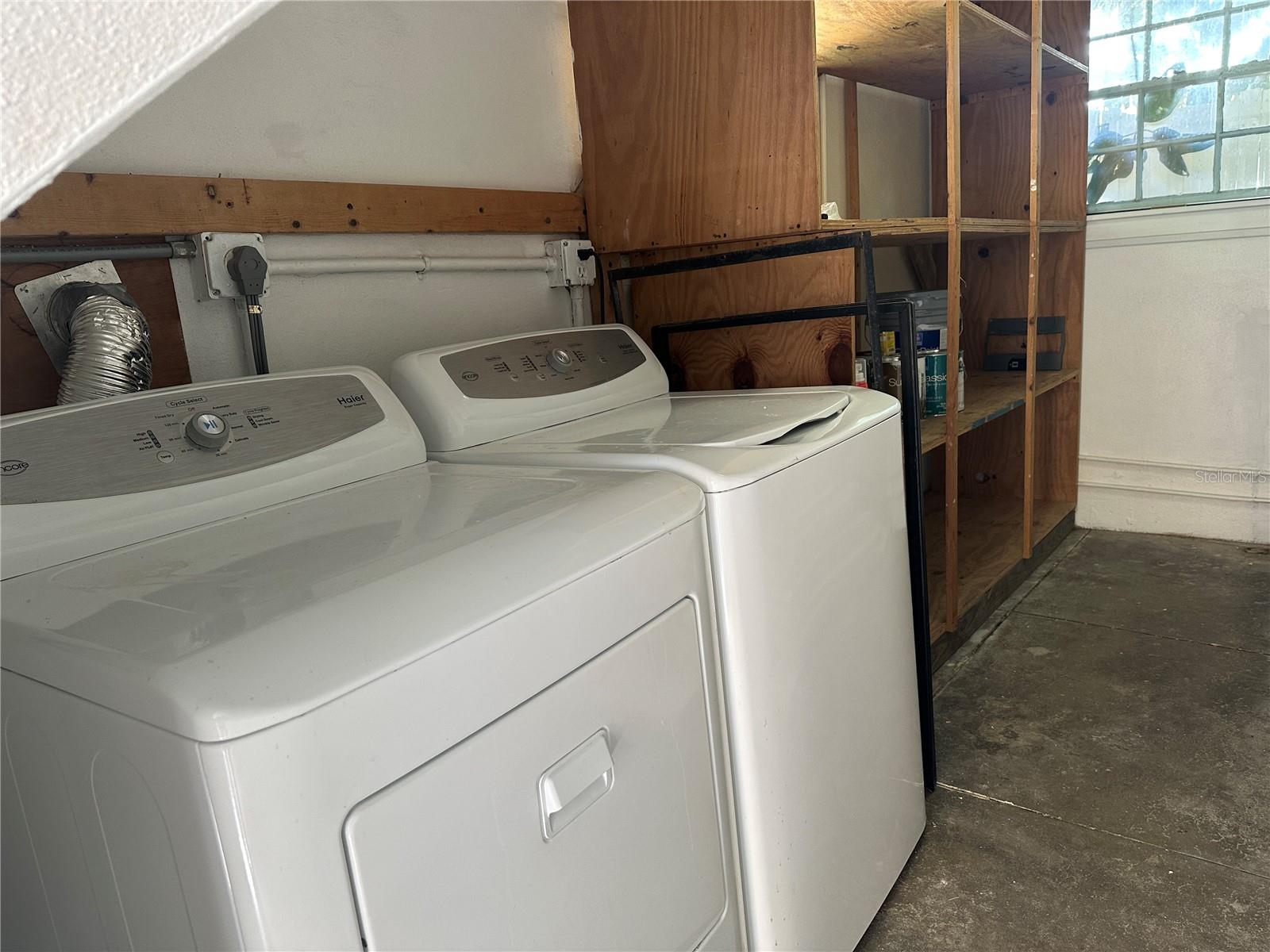 SNELL & HAMLETTS NORTH SHORE ADD - Residential Lease