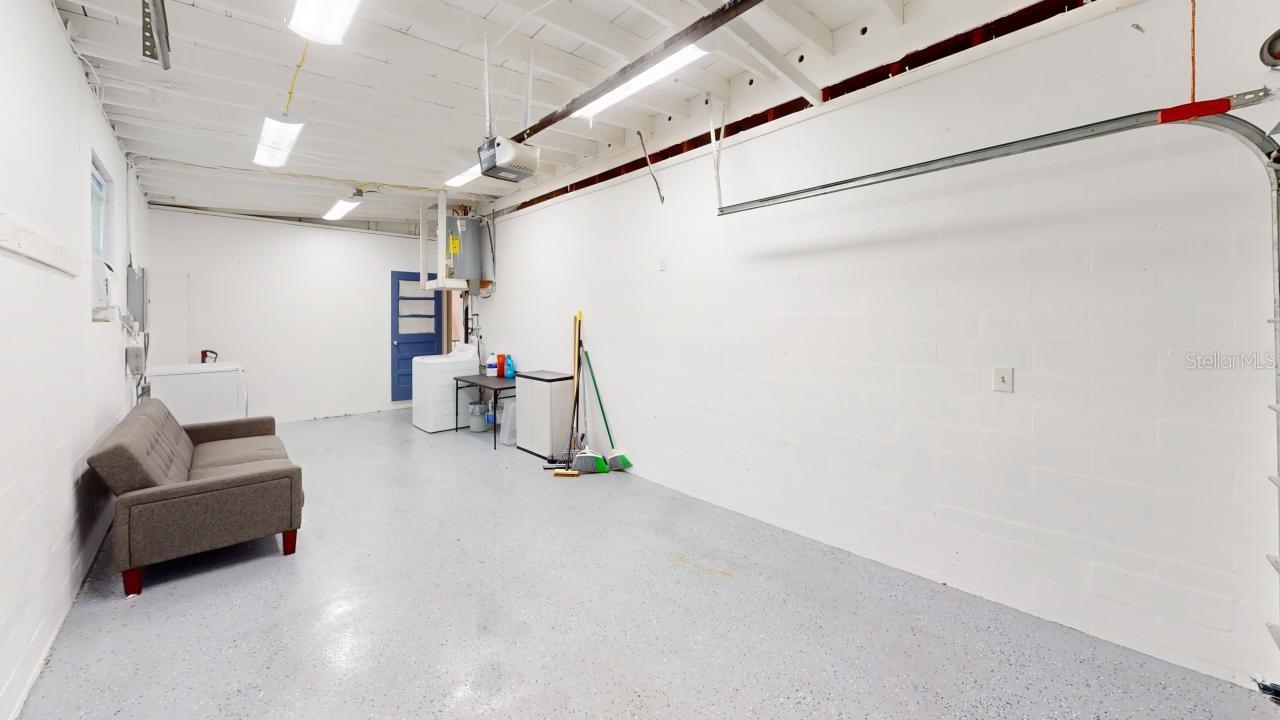 SHERWOOD FOREST - Residential