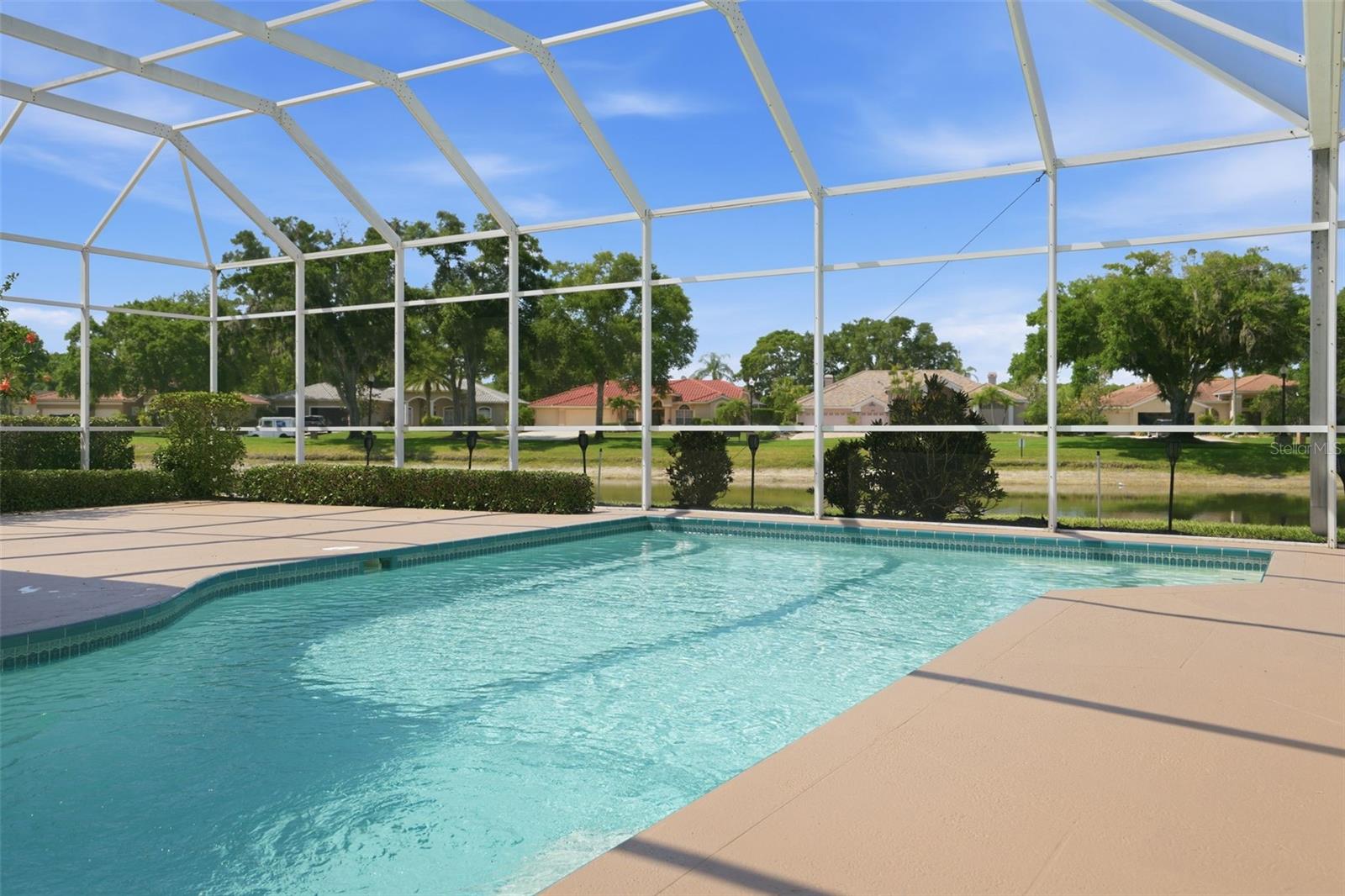CRESCENT OAKS - Residential