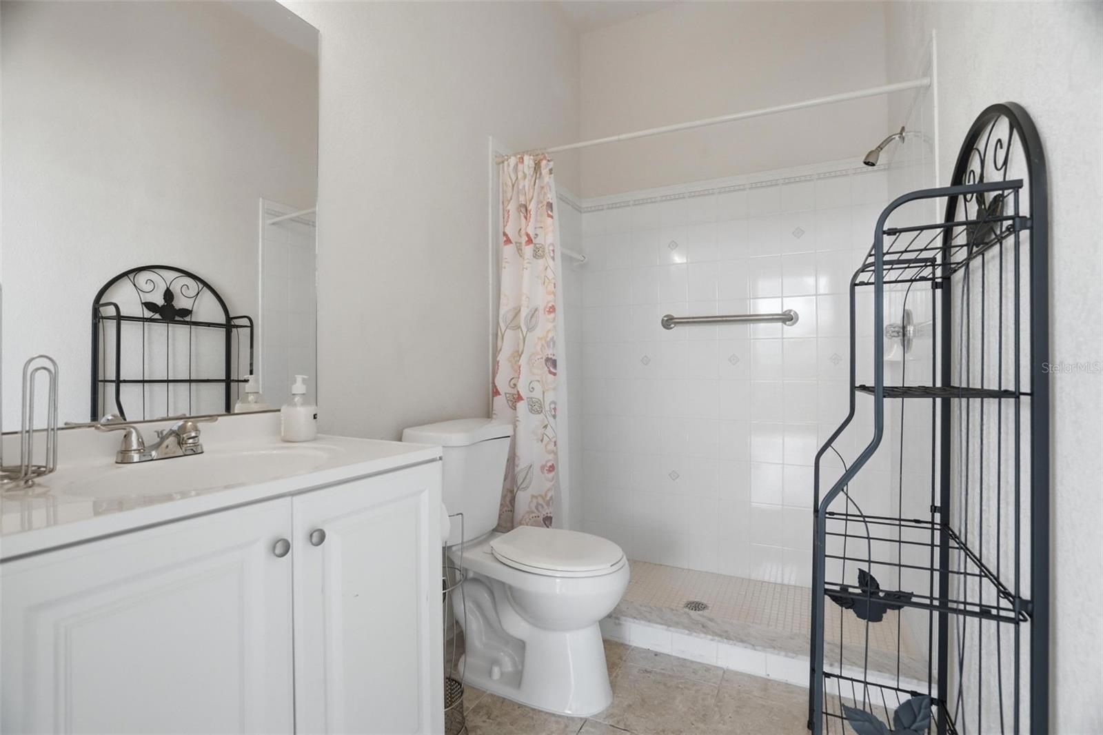 CRESCENT OAKS - Residential