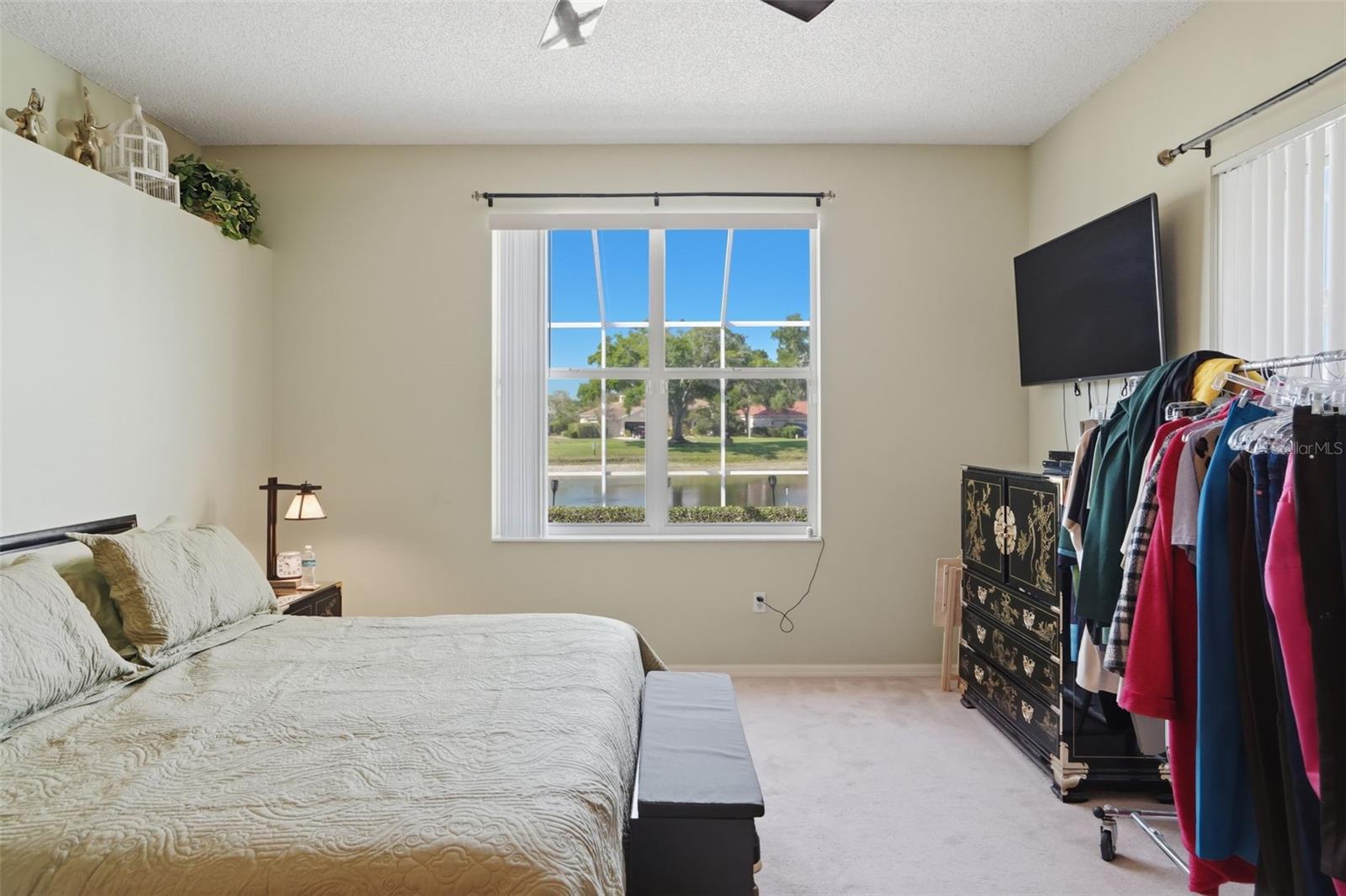CRESCENT OAKS - Residential
