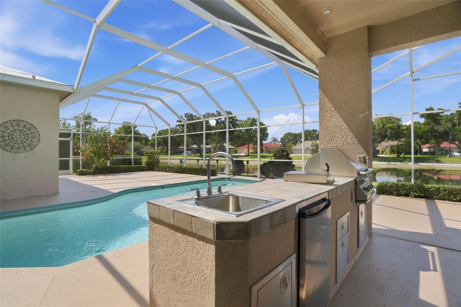 CRESCENT OAKS - Residential