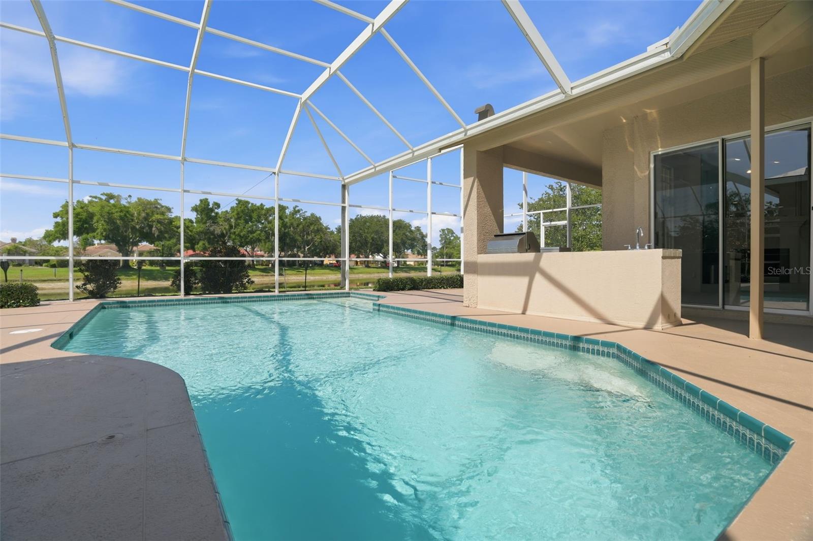 CRESCENT OAKS - Residential