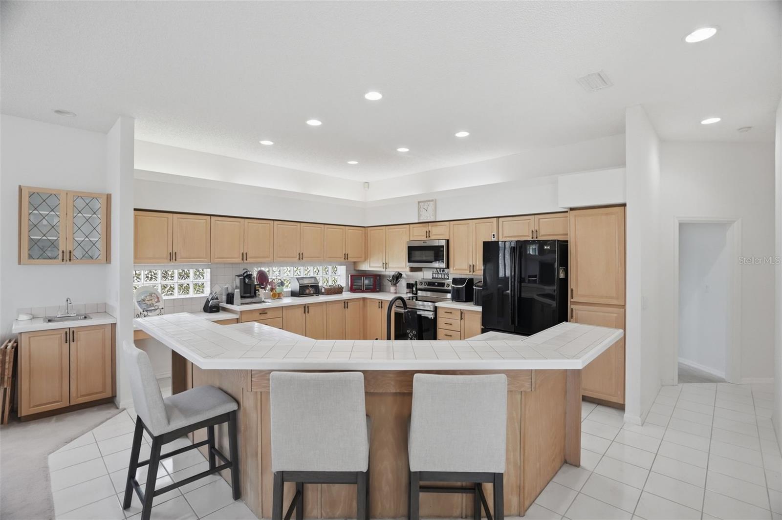 CRESCENT OAKS - Residential