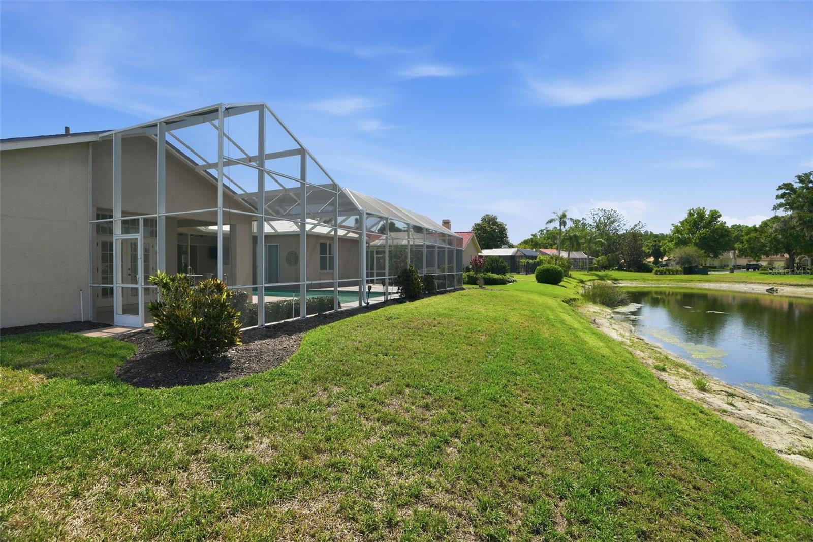 CRESCENT OAKS - Residential