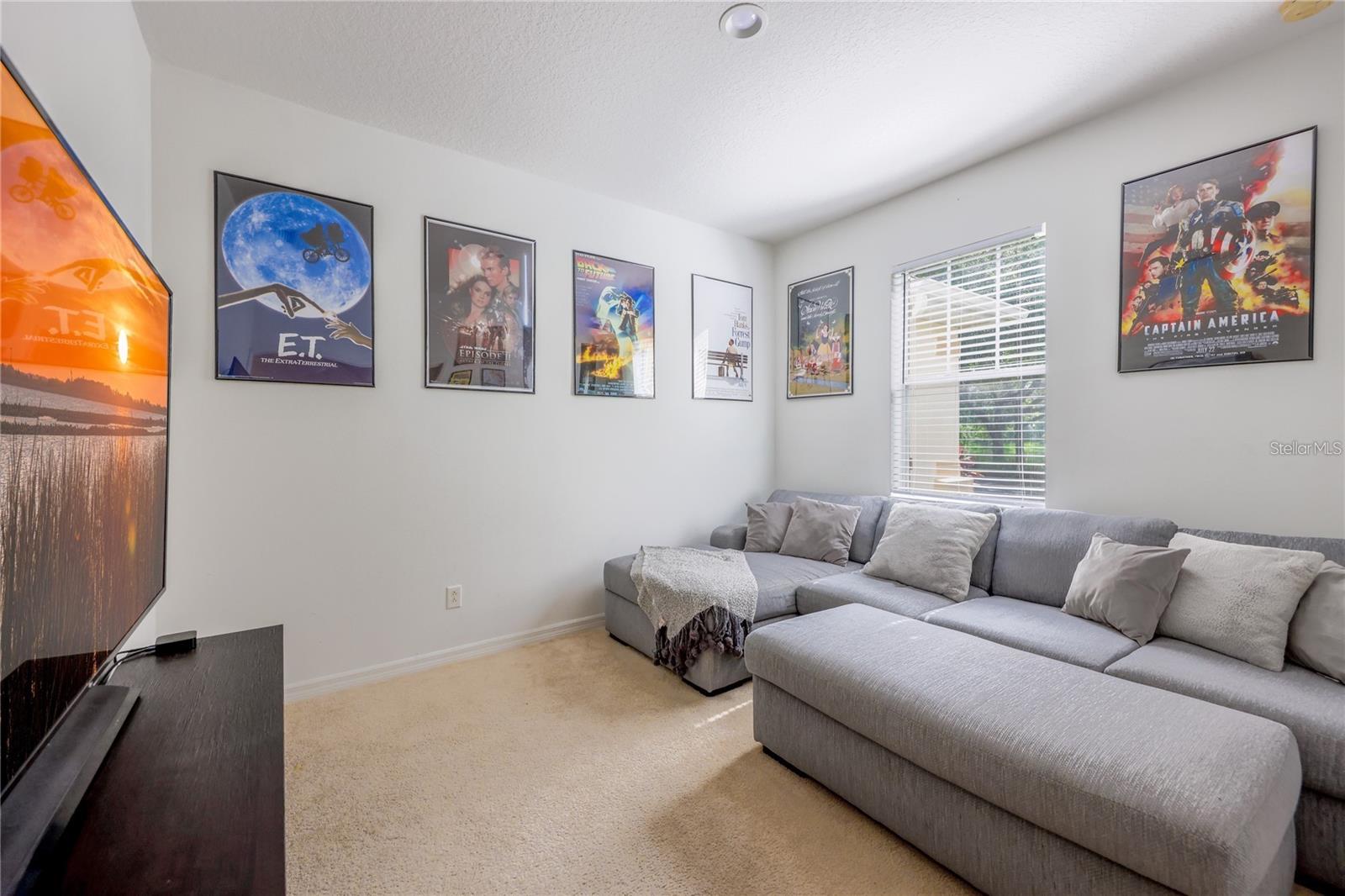 SIGNATURE LKS-PCL 01D PH 01 - Residential Lease