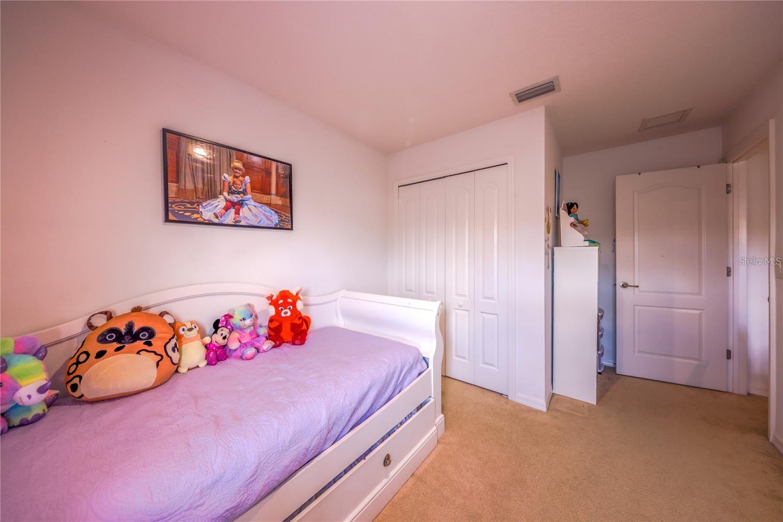 SIGNATURE LKS-PCL 01D PH 01 - Residential Lease