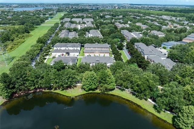 SIGNATURE LKS-PCL 01D PH 01 - Residential Lease