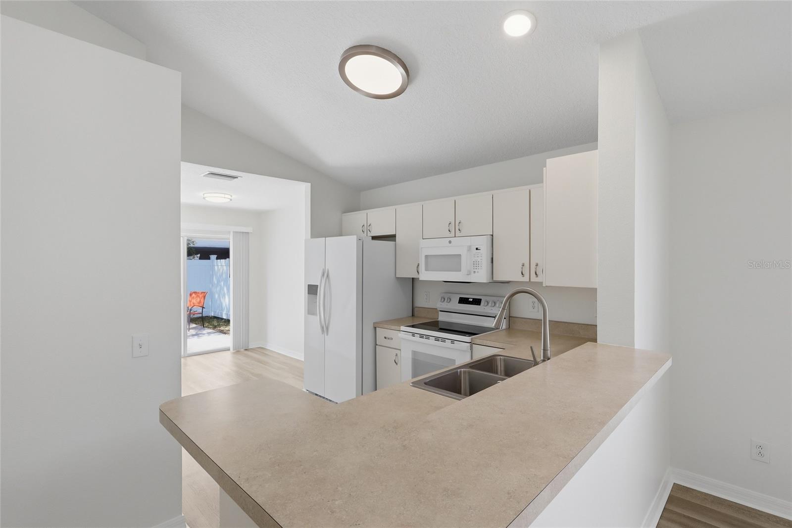 NEW RIVER LAKES VILLAGE - Residential