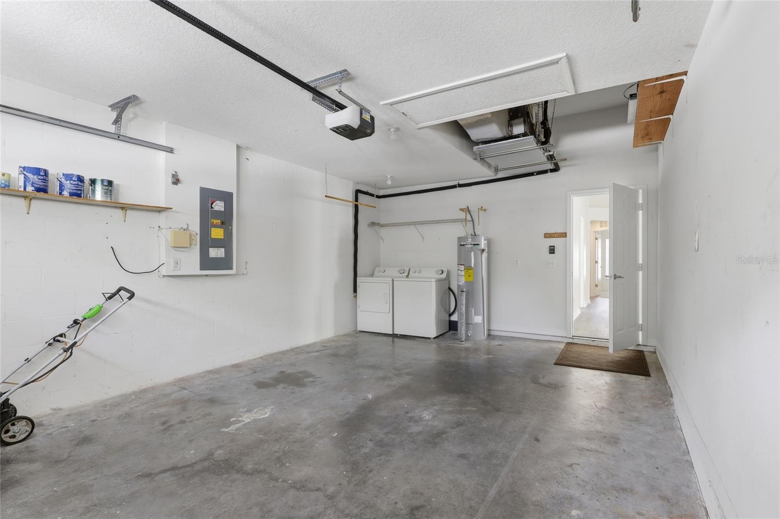 NEW RIVER LAKES VILLAGE - Residential