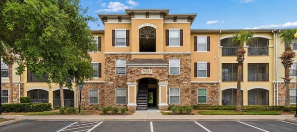 10203 COURTNEY PALMS BLVD APT 202, TAMPA, FL 33619 - Image d04a3150aa098d9d766dca1df2d6cbee/2895207112