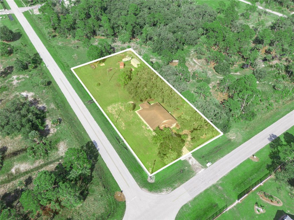 Photo of 403 Appaloosa Avenue, Clewiston, FL 33440 (MLS # C7516230)