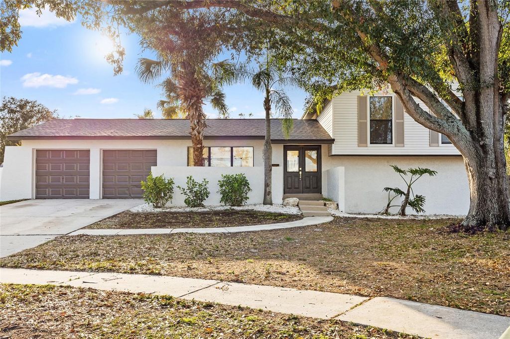 Photo of 8507 Wooddale Court, Tampa, FL 33615 (MLS # TB8468976)
