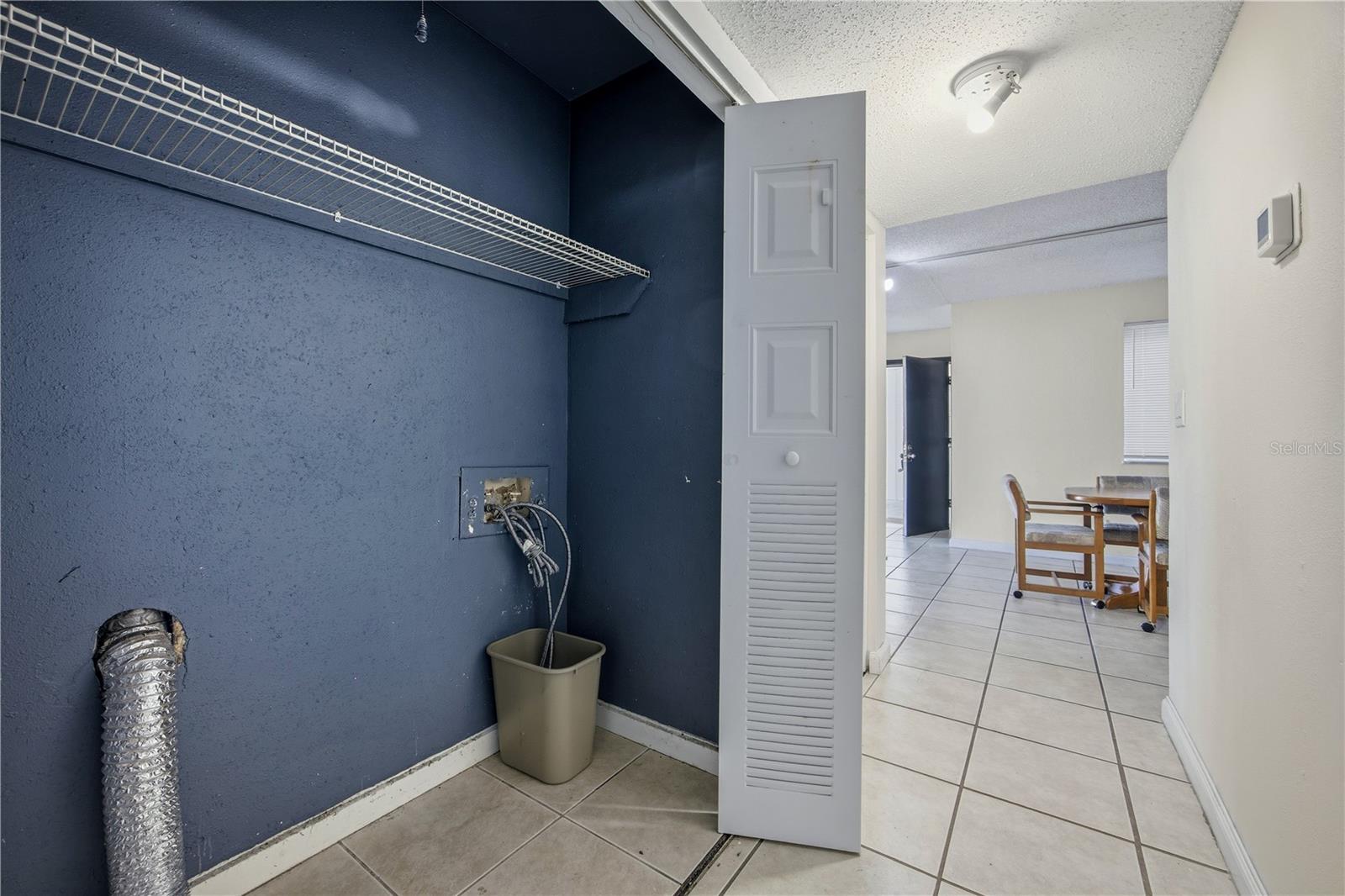 OAKS CONDOMINIUM - Residential