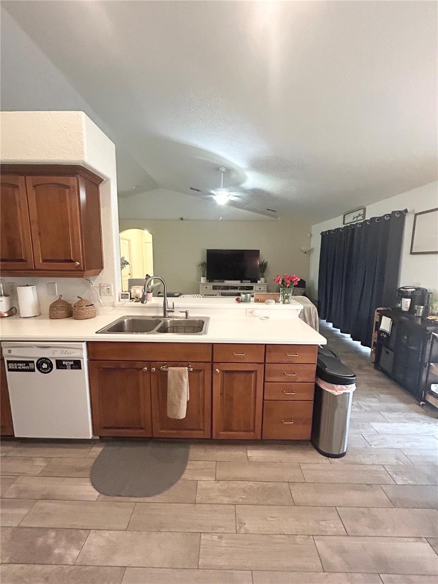 CANOE CREEK LAKES UNIT 10 - Residential