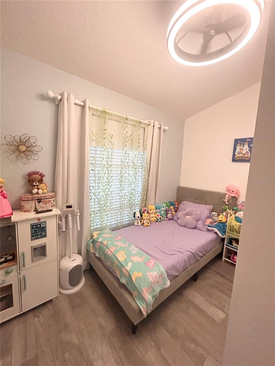 CANOE CREEK LAKES UNIT 10 - Residential