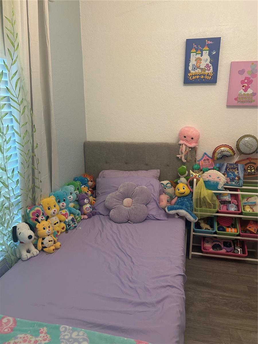 CANOE CREEK LAKES UNIT 10 - Residential