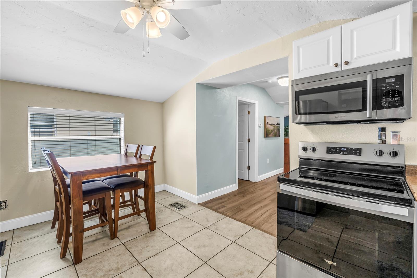 NORTH RIDGE PARK - Residential