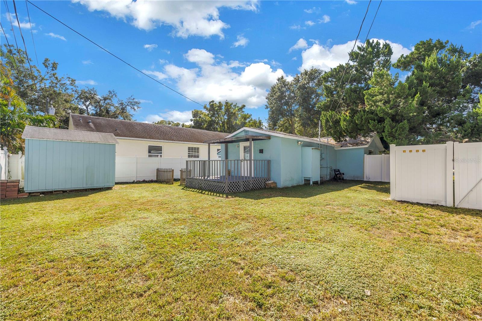 NORTH RIDGE PARK - Residential