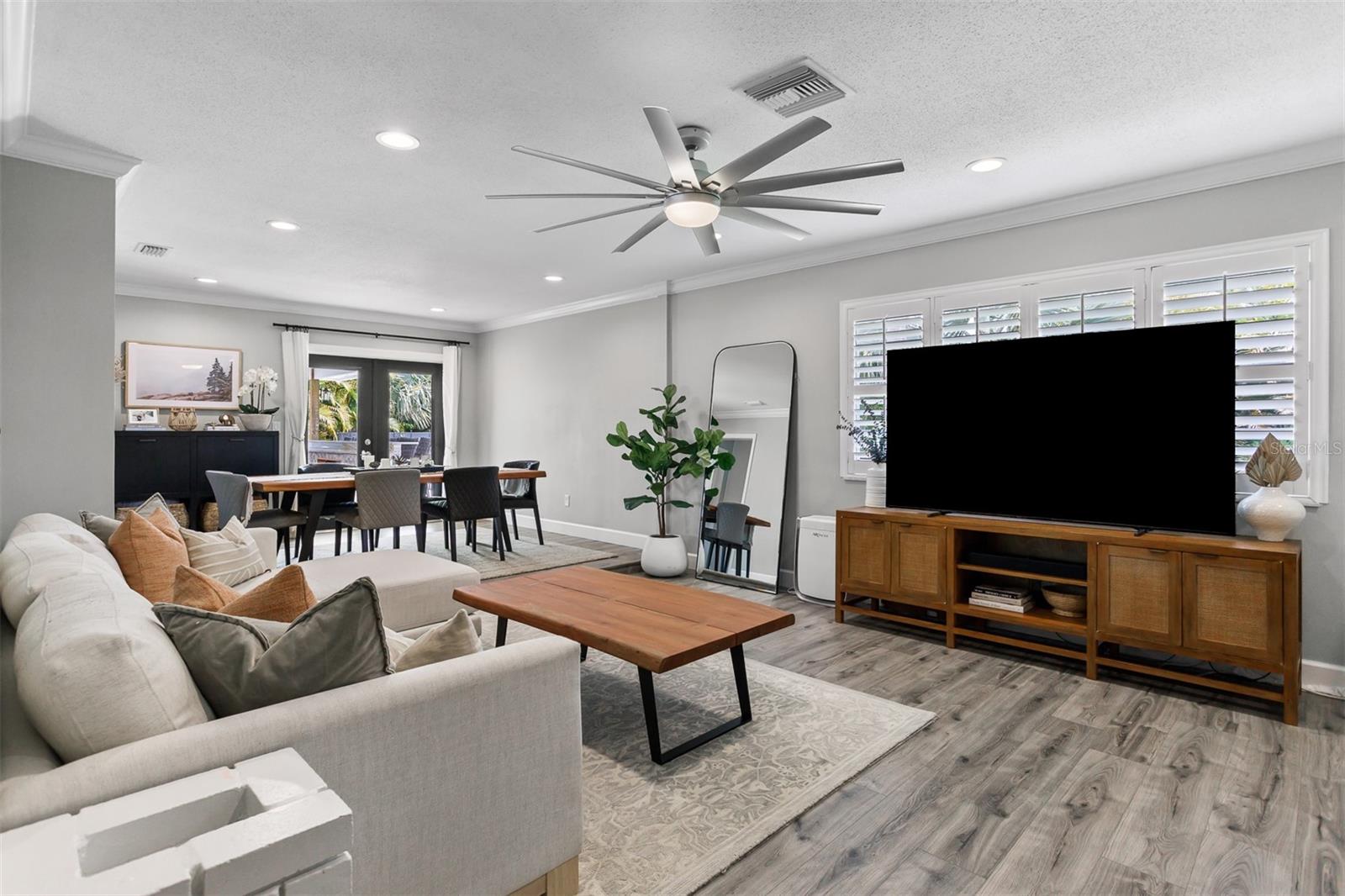 BAY CREST PARK UNIT NO 17 - Residential