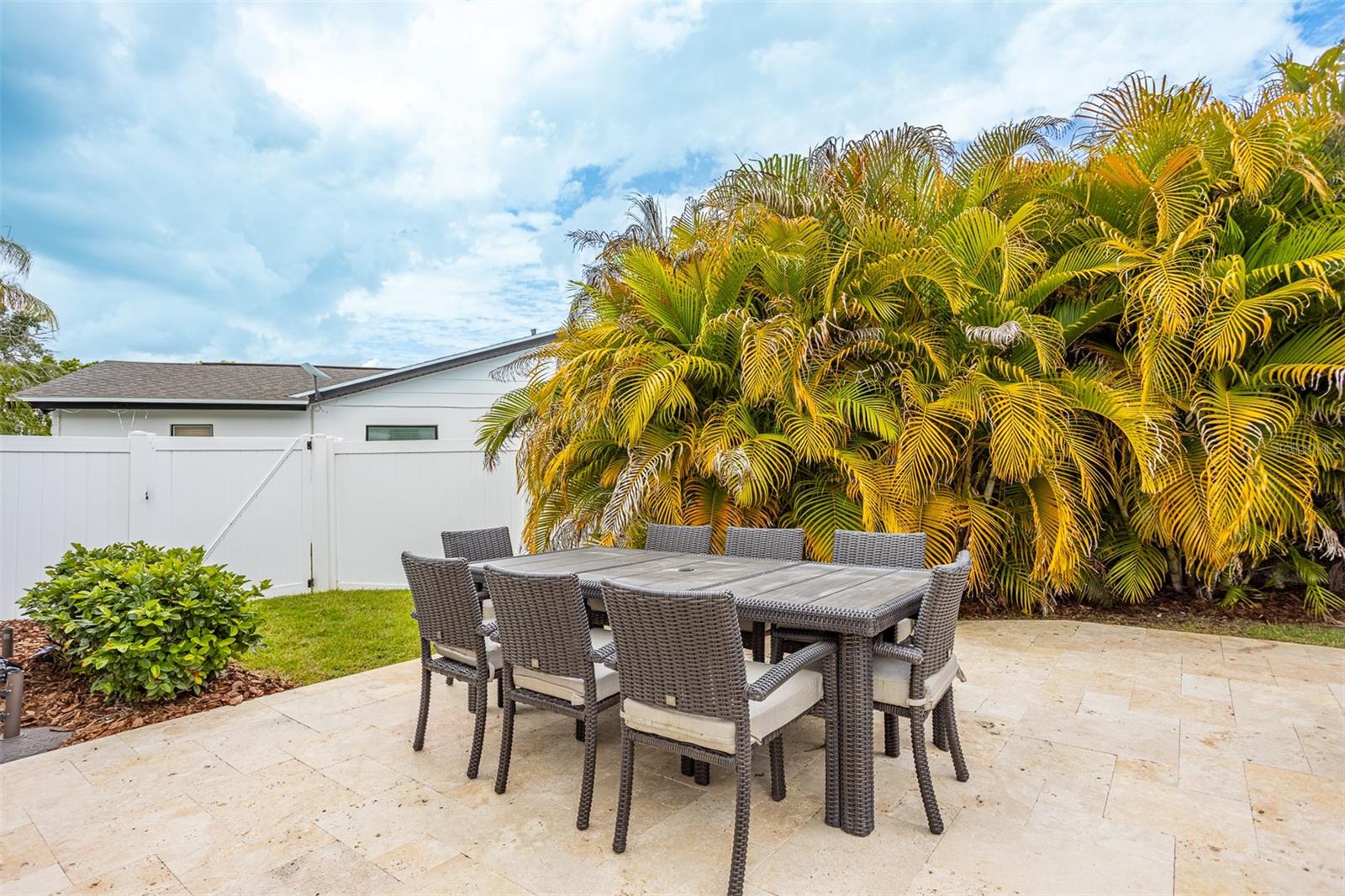 BAY CREST PARK UNIT NO 17 - Residential