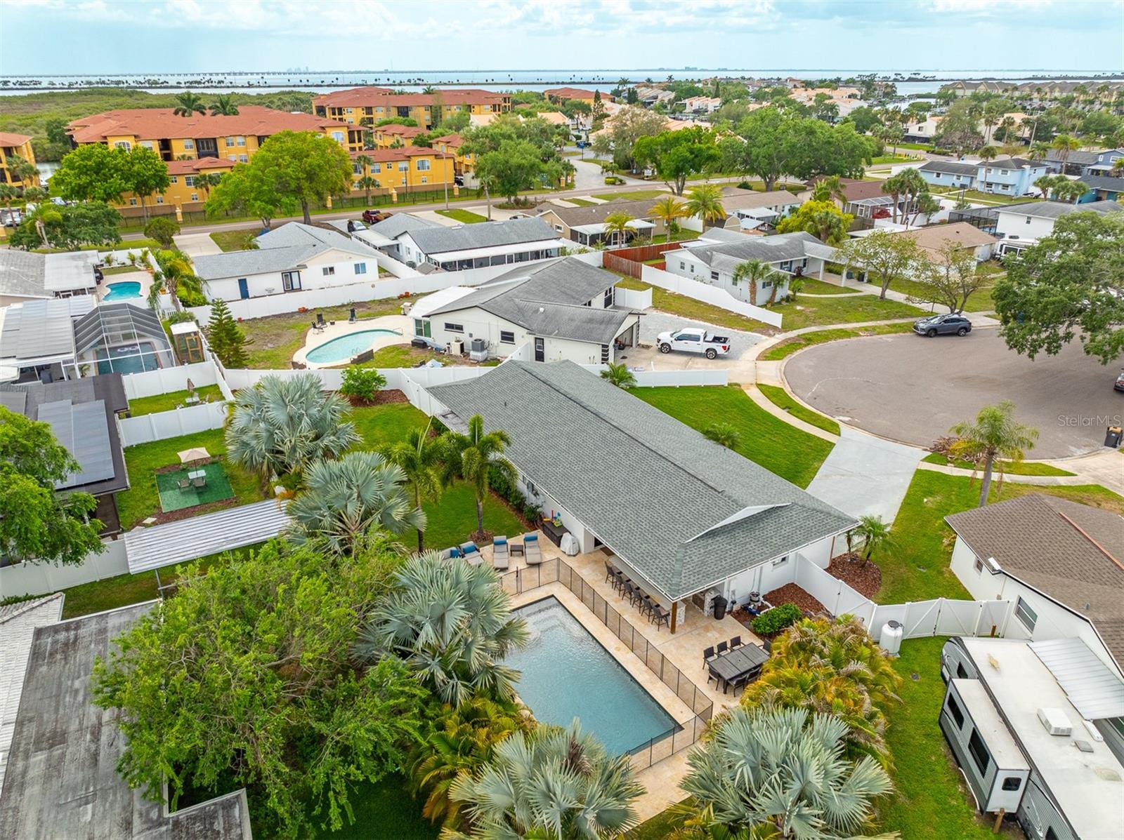 BAY CREST PARK UNIT NO 17 - Residential