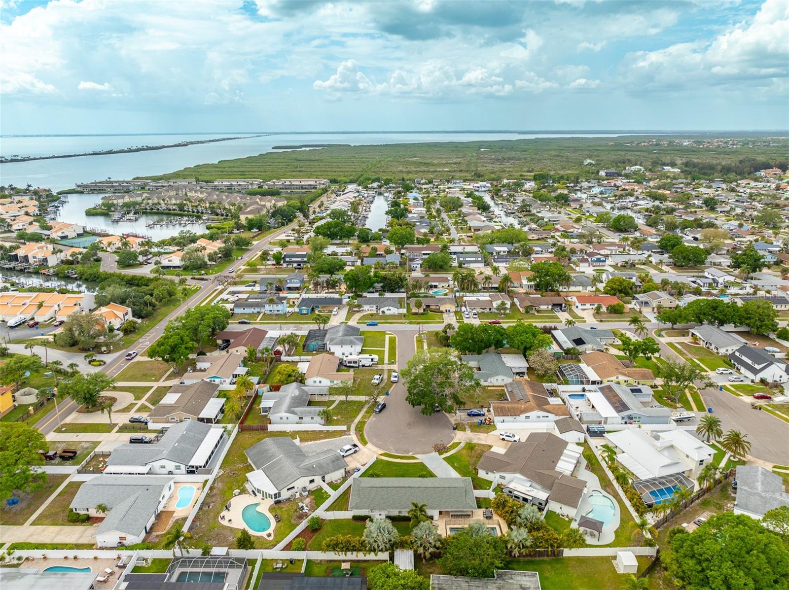 BAY CREST PARK UNIT NO 17 - Residential