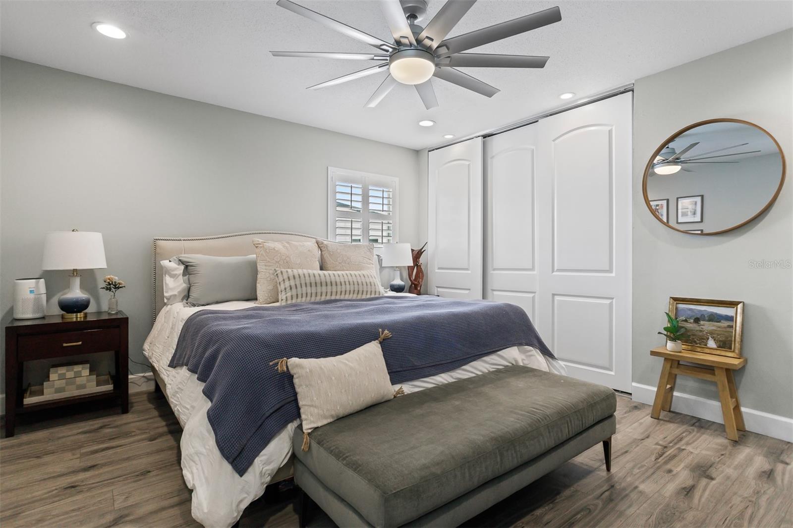 BAY CREST PARK UNIT NO 17 - Residential