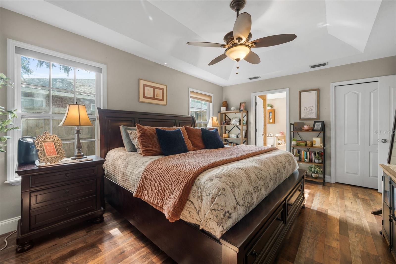COTTAGES OF COUNTRY WAY - Residential