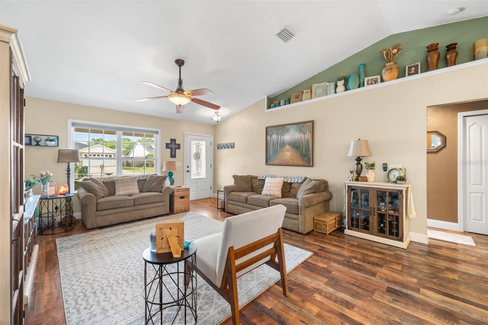 COTTAGES OF COUNTRY WAY - Residential