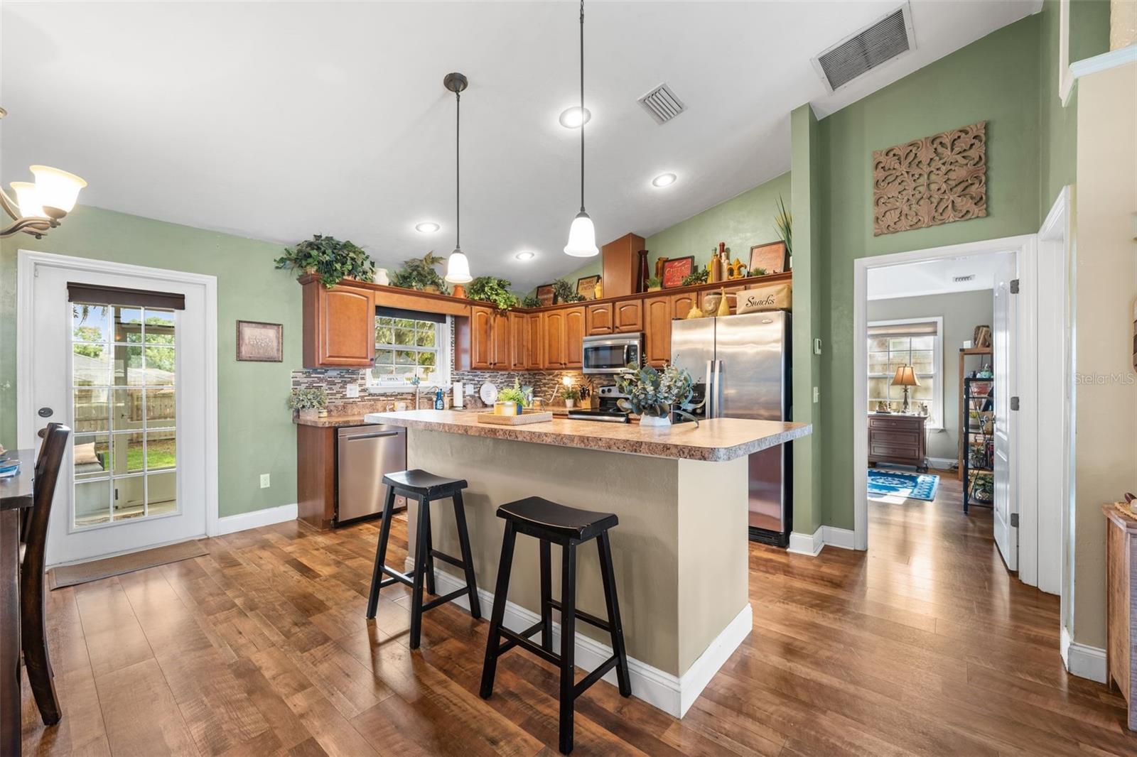 COTTAGES OF COUNTRY WAY - Residential