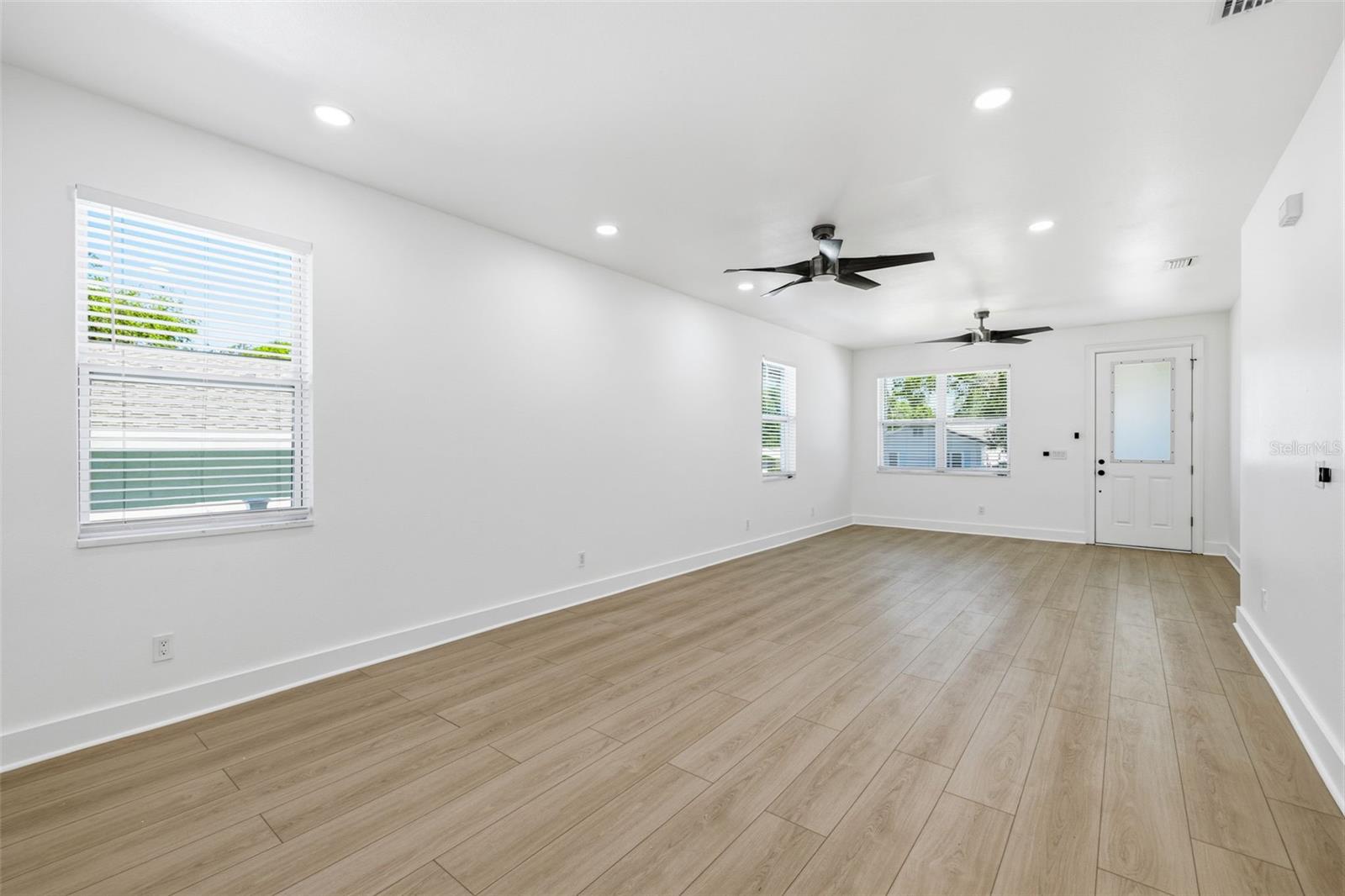 BAYVIEW TERRACE ROY SCOTTS - Residential