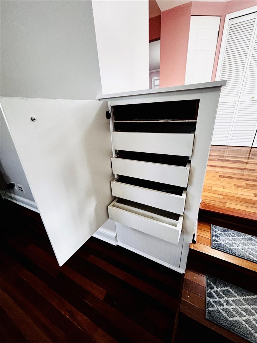 BURNSIDE A J - Residential