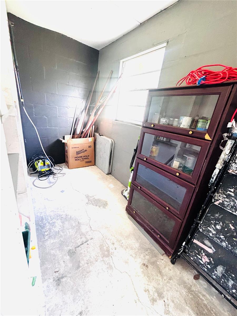 BURNSIDE A J - Residential