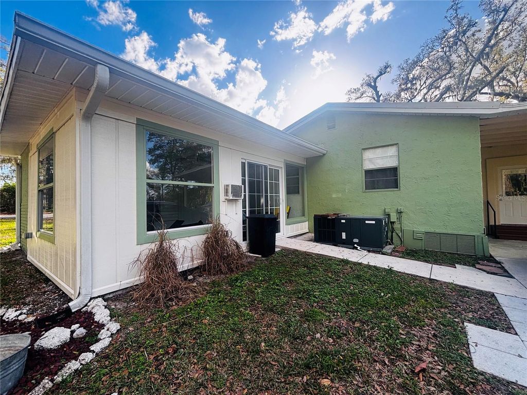 Photo of 34723 Missionary Road, Dade City, FL 33525 (MLS # TB8483301)