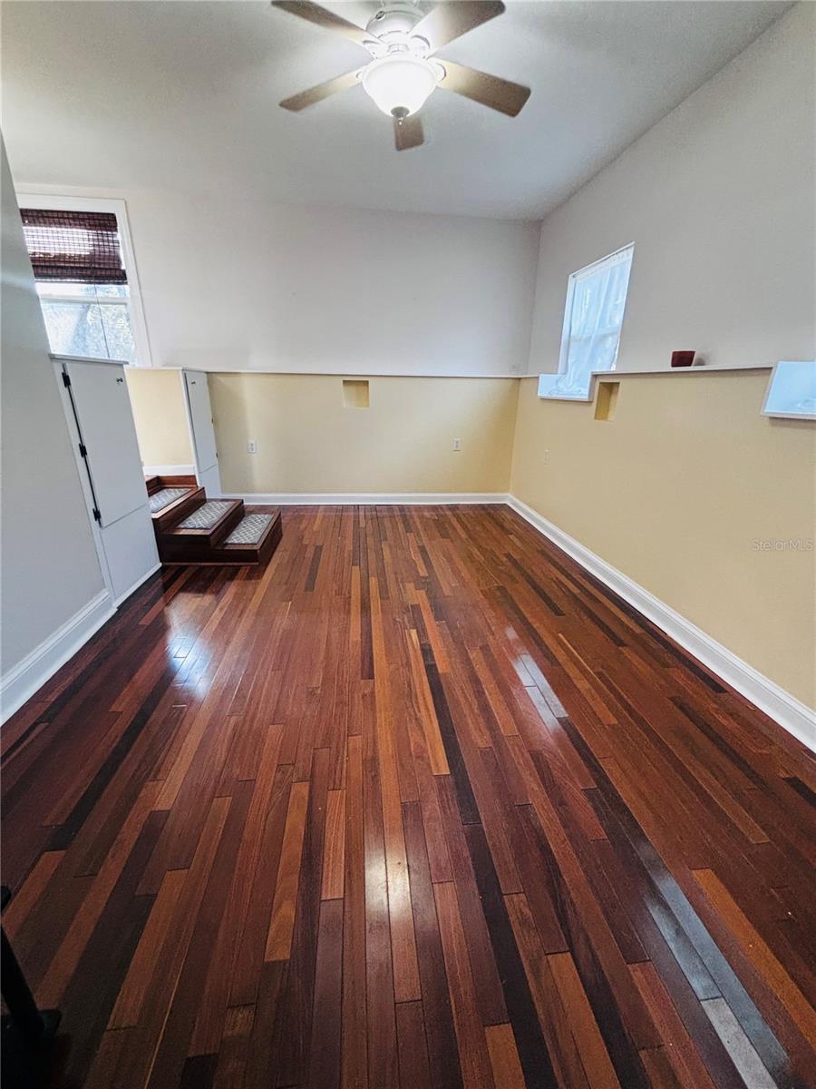 BURNSIDE A J - Residential