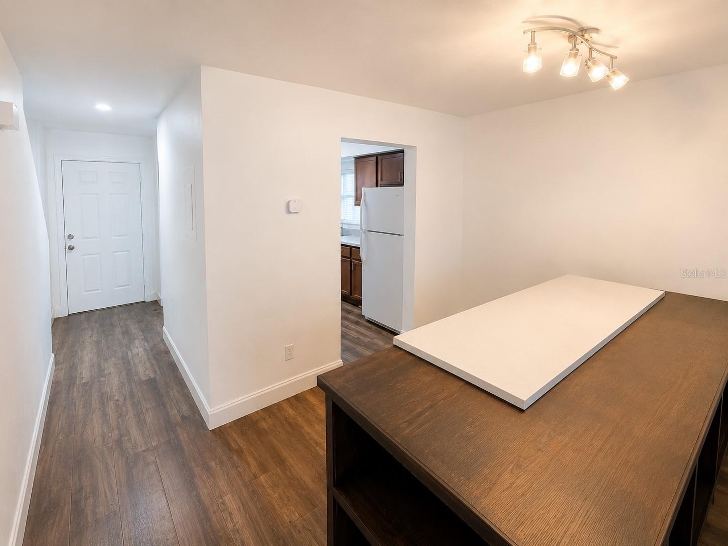 Search 4 202 EDEN LANE B