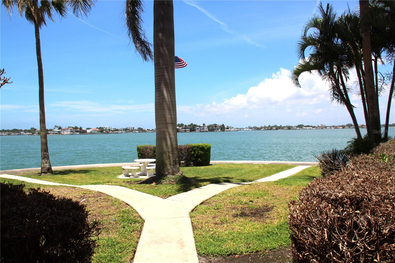 BAY ISLAND GROUP 4 - Residential