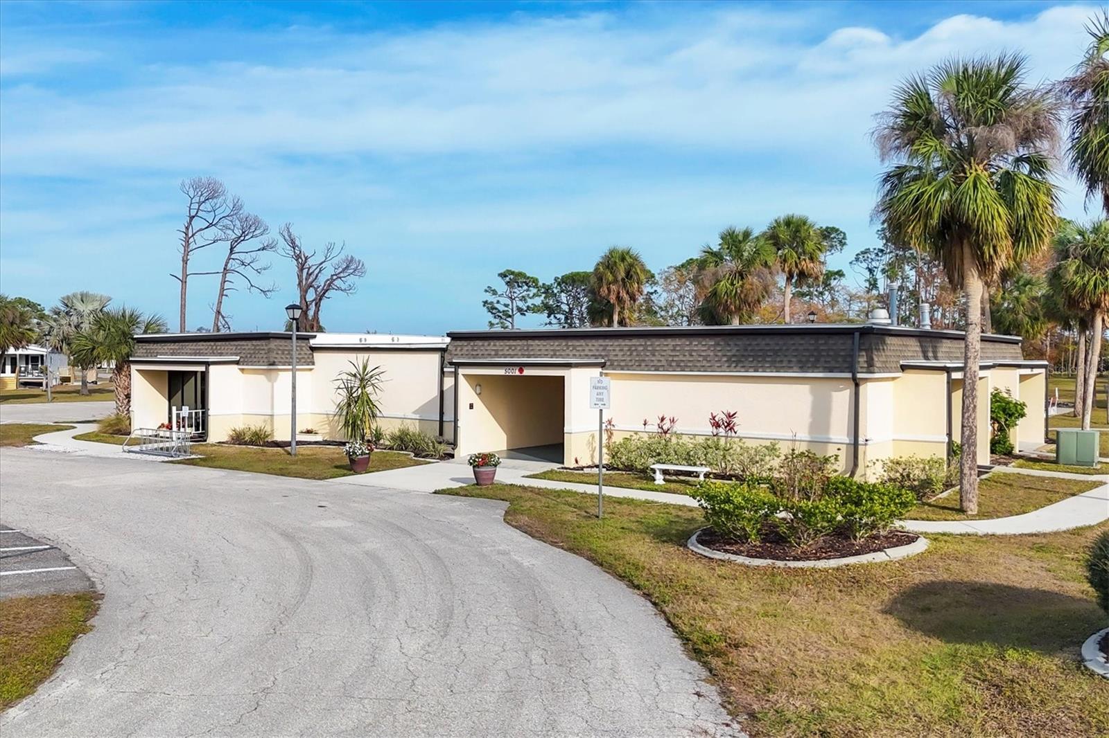 HOLIDAY PARK - Residential