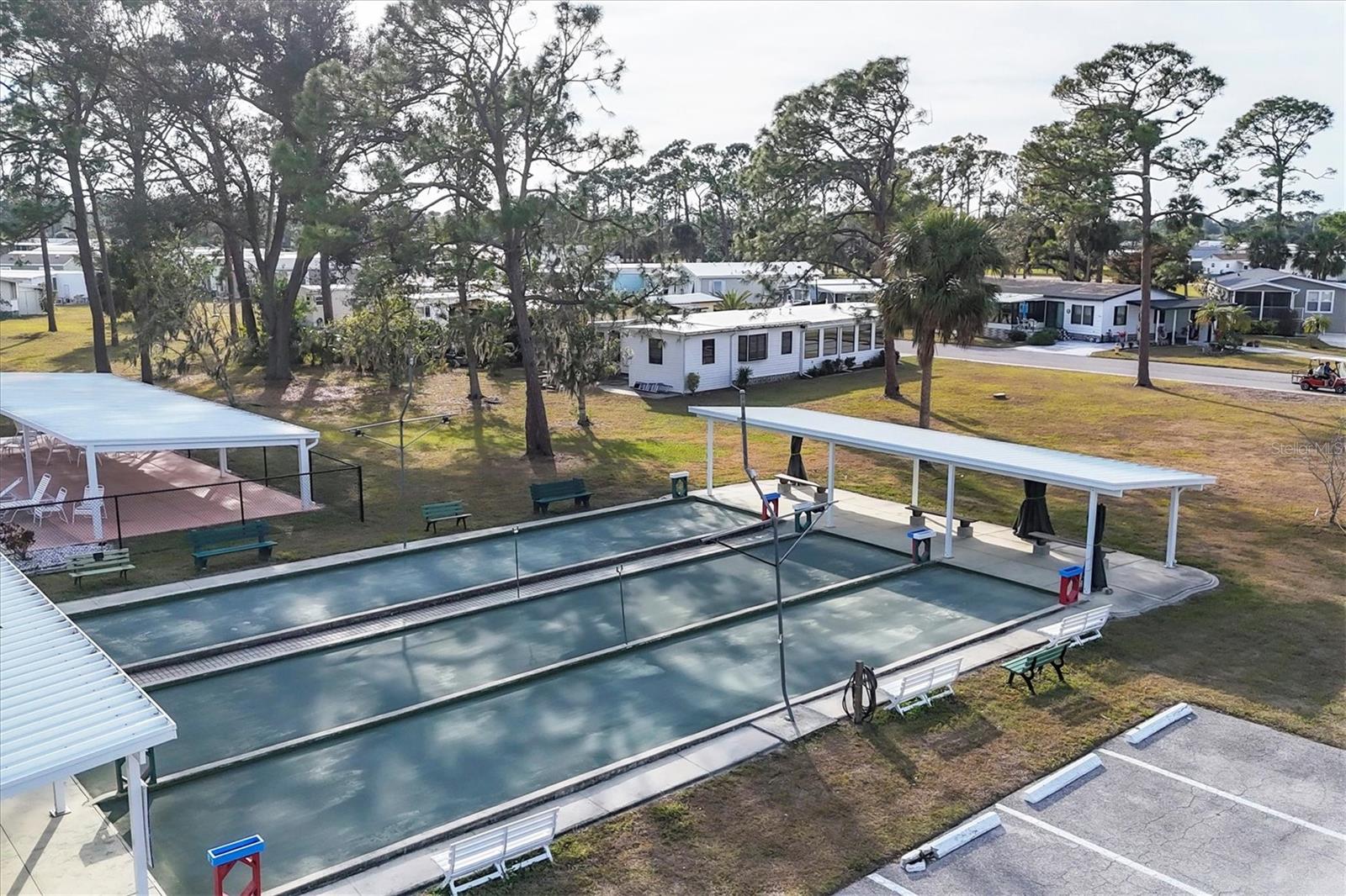 HOLIDAY PARK - Residential