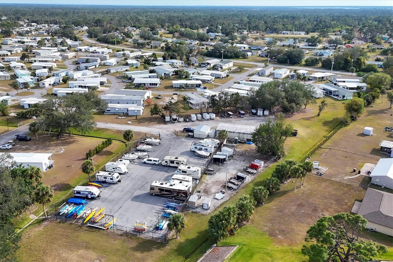 HOLIDAY PARK - Residential
