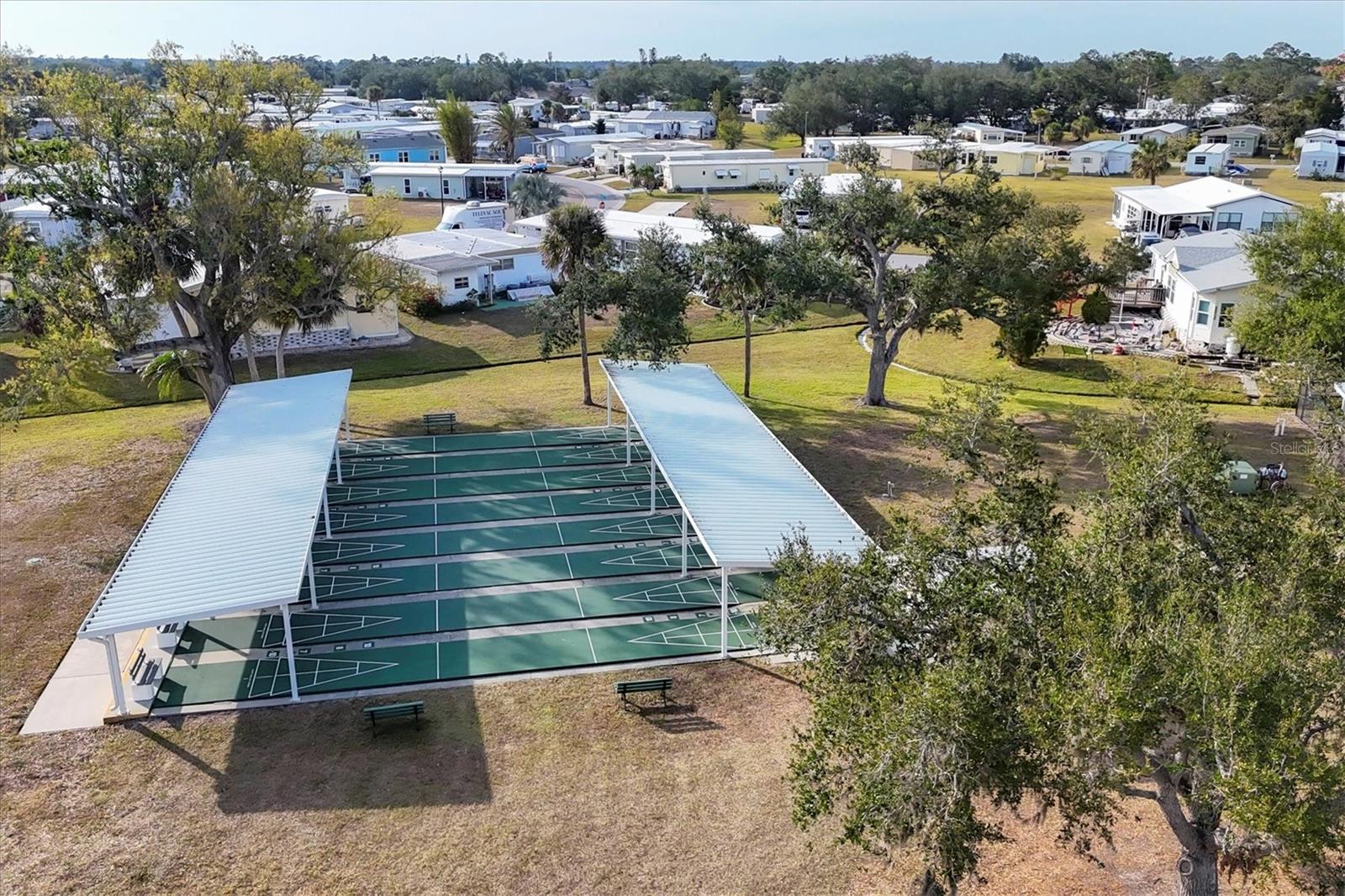 HOLIDAY PARK - Residential