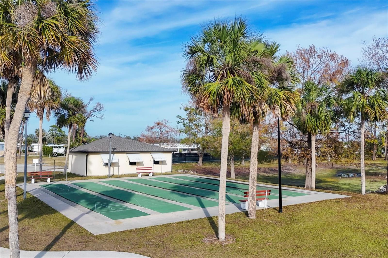 HOLIDAY PARK - Residential