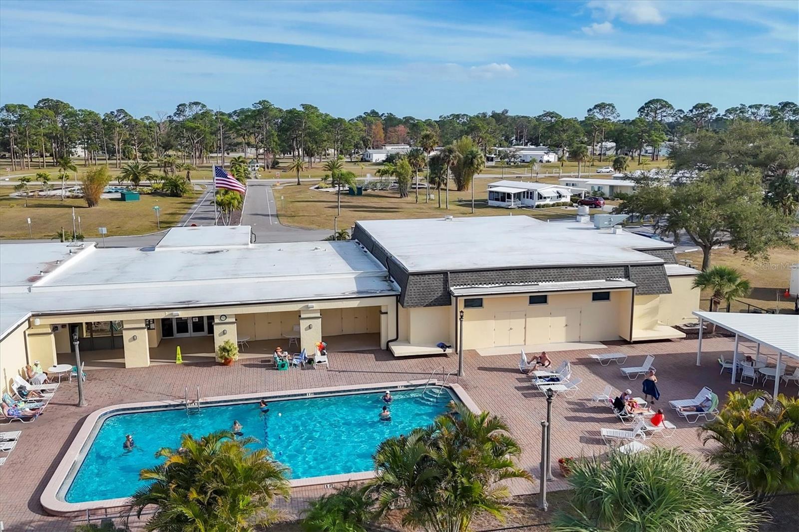 HOLIDAY PARK - Residential