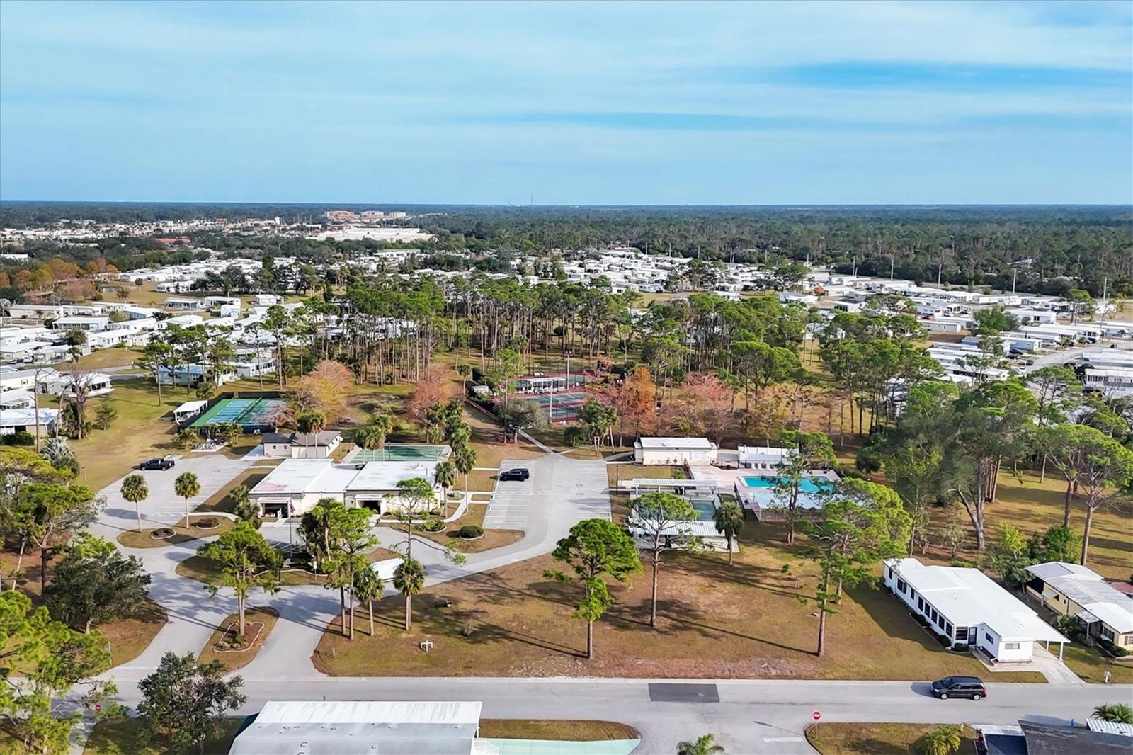 HOLIDAY PARK - Residential