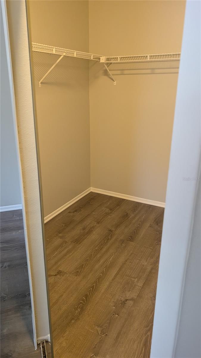 CENTRE COURT CONDO 03 PH 01 - Residential Lease